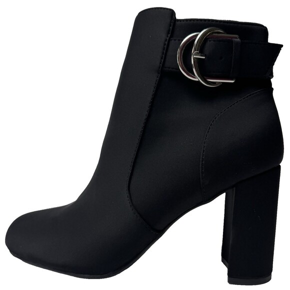 Unisa Womens Size 10W Black Boots Unrayray-R Almond Toe Block Heel Ankle Bootie - Picture 1 of 7